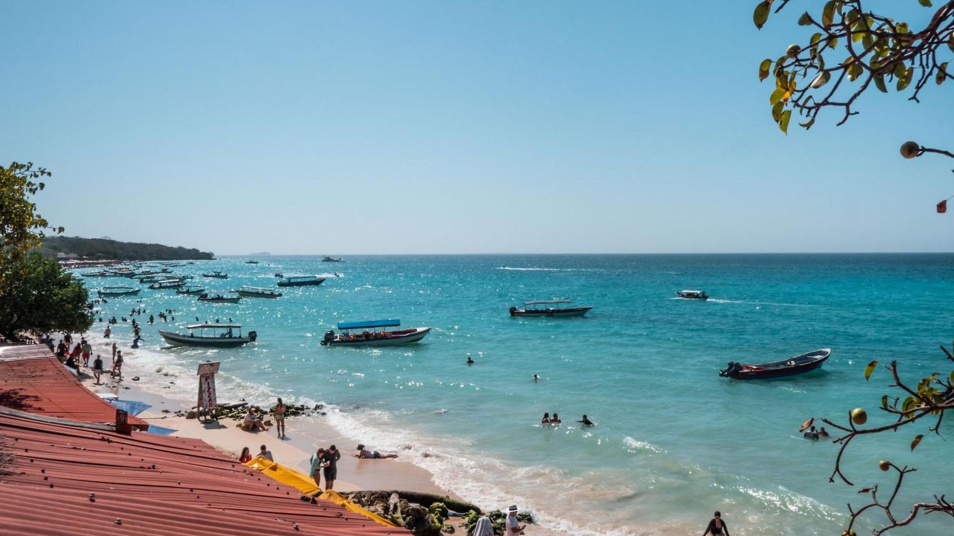 A Orilla Del Mar En Baru Hostal *