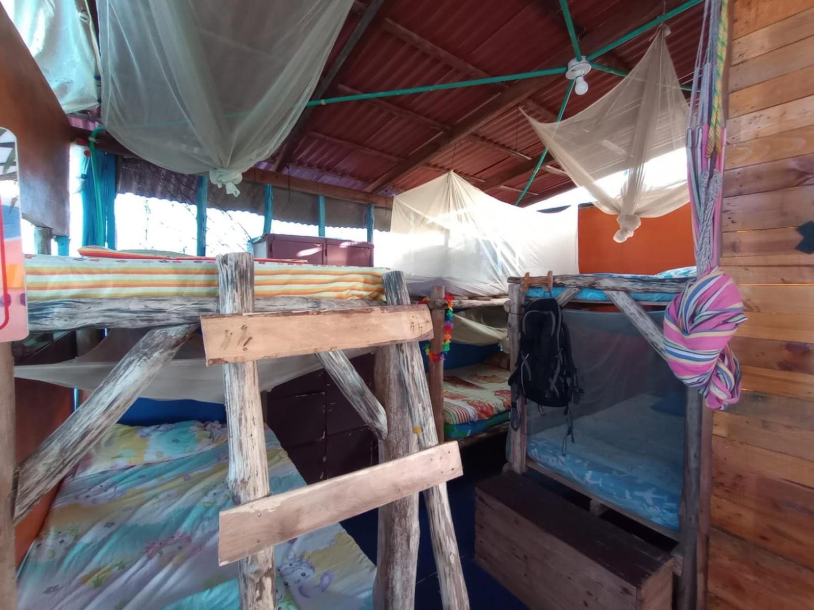 A Orilla Del Mar En Baru Hostal *